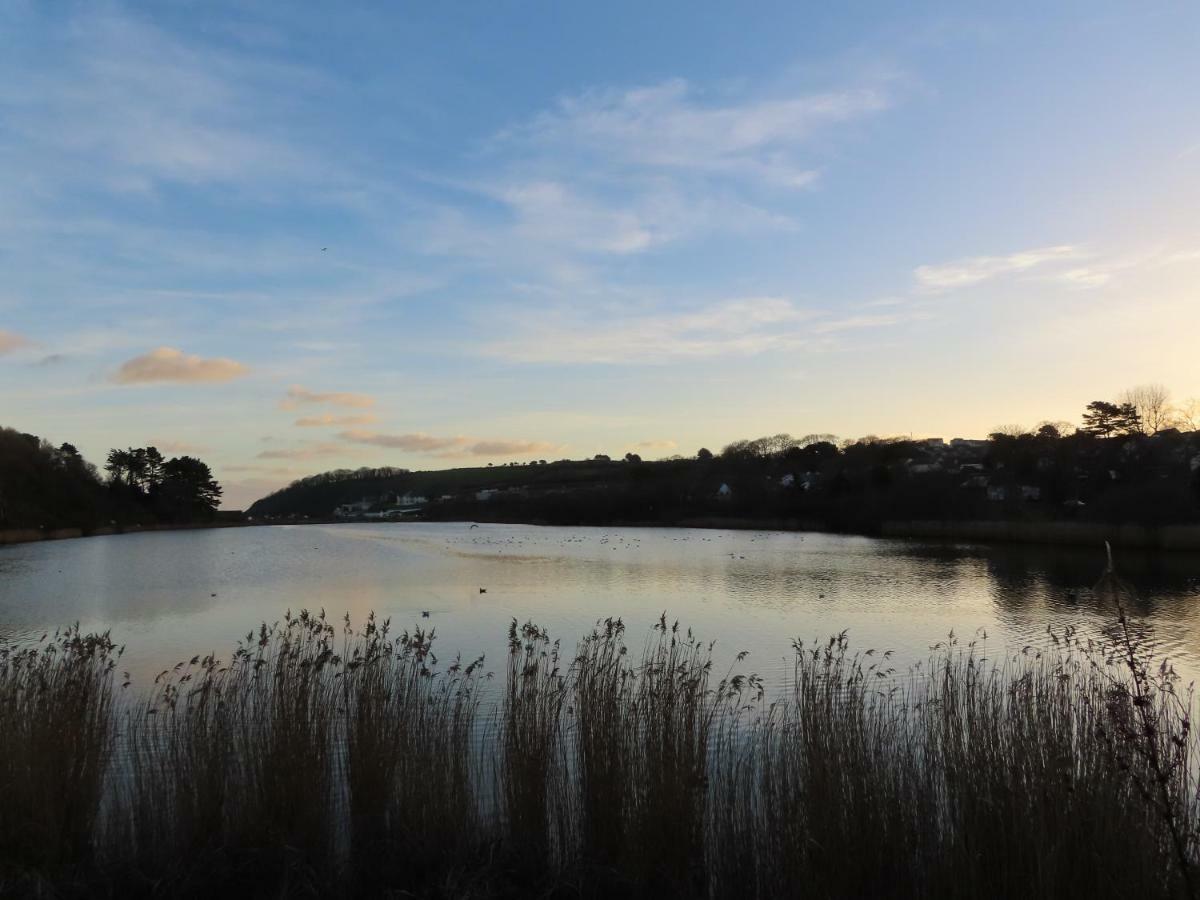 Falmouth Bay Bagian luar foto